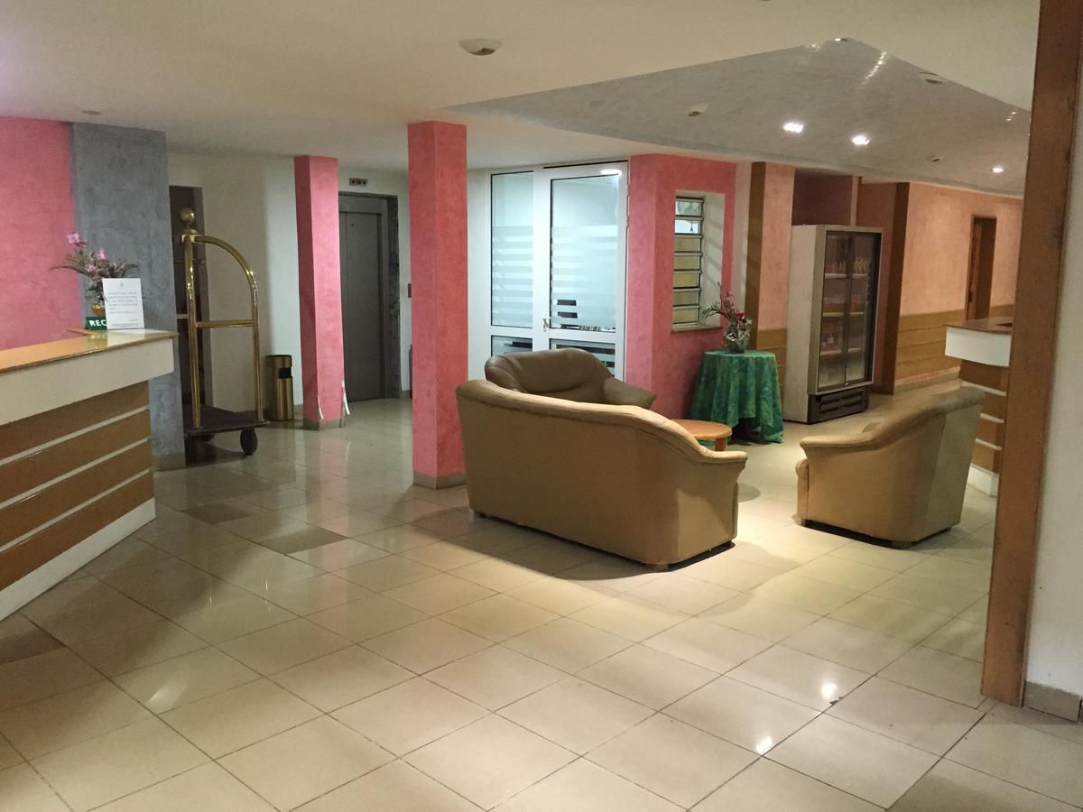 White Palace Hotel Antananarivo Eksteriør billede