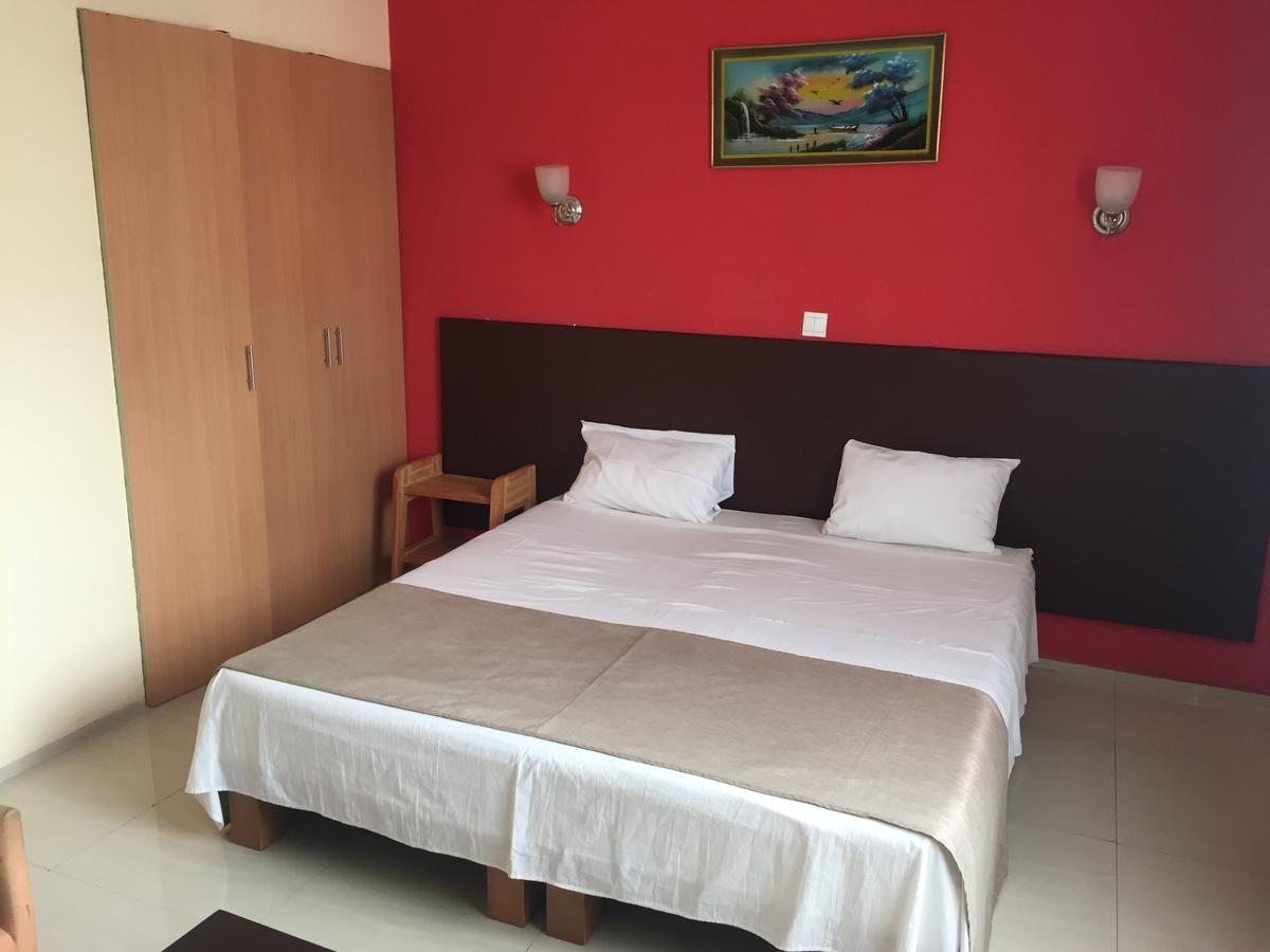 White Palace Hotel Antananarivo Eksteriør billede