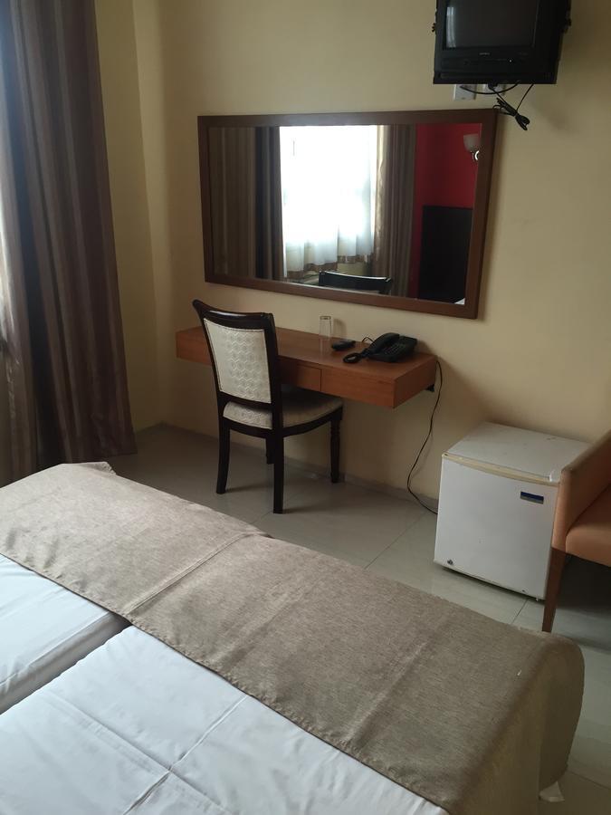 White Palace Hotel Antananarivo Eksteriør billede